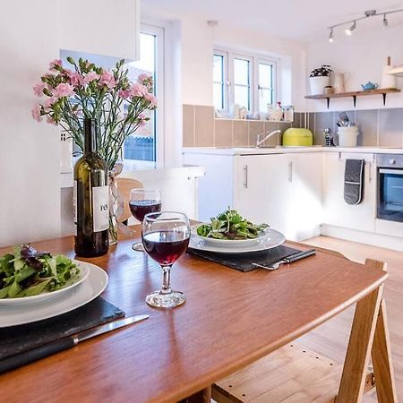 Button Cottage, Wickham Market Bagian luar foto