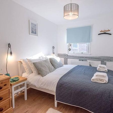 Button Cottage, Wickham Market Bagian luar foto