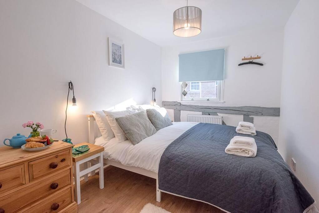 Button Cottage, Wickham Market Bagian luar foto