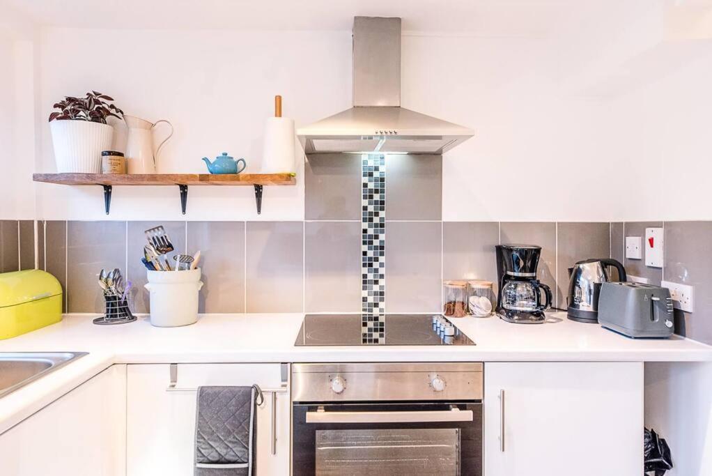 Button Cottage, Wickham Market Bagian luar foto