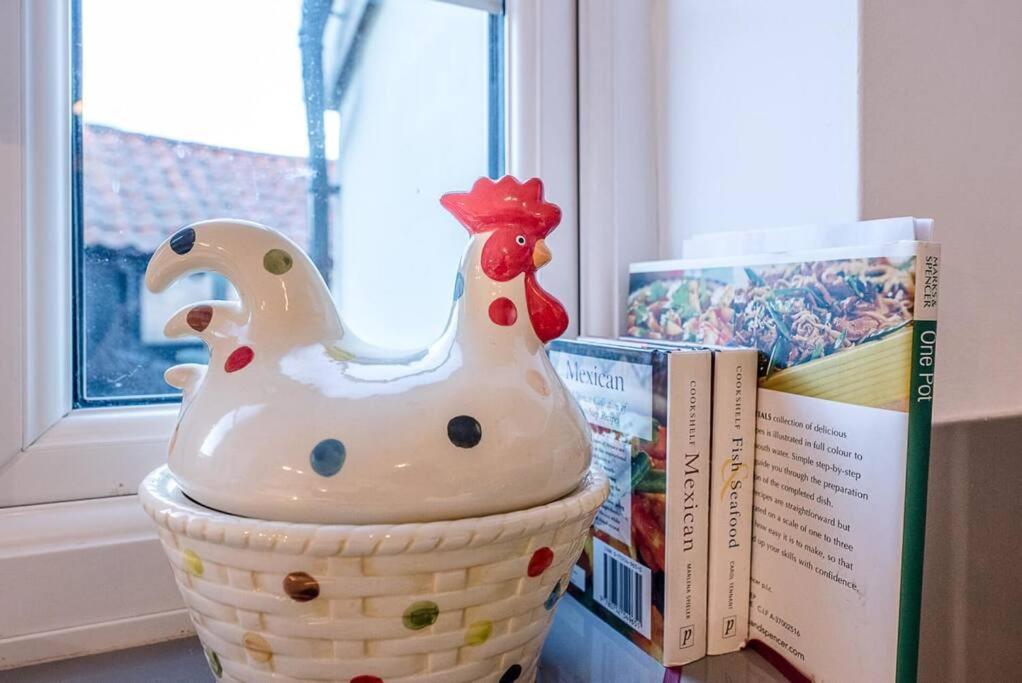 Button Cottage, Wickham Market Bagian luar foto